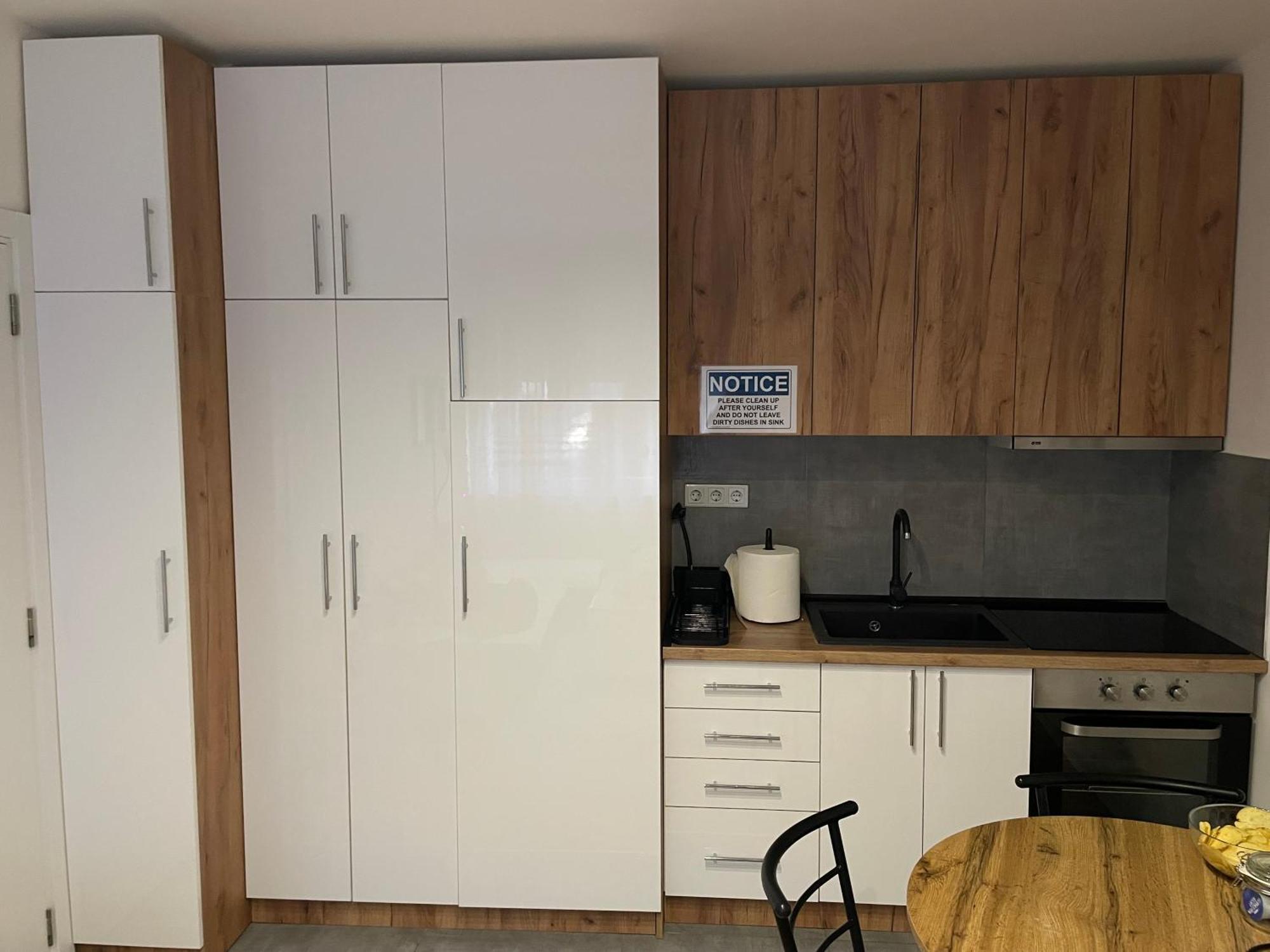 Urban Oasis Apartment Sajmiste المظهر الخارجي الصورة