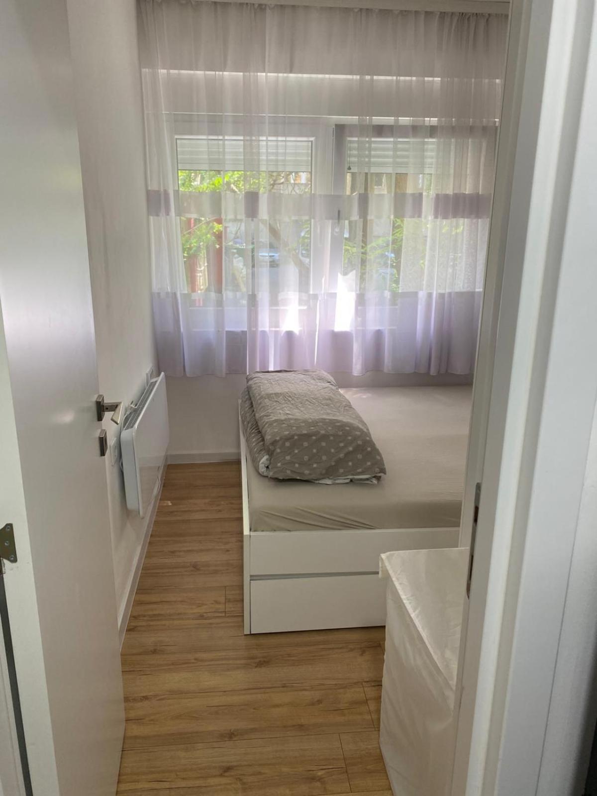 Urban Oasis Apartment Sajmiste المظهر الخارجي الصورة